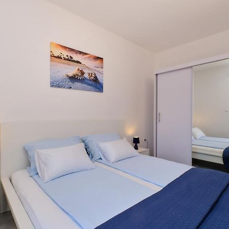 Apartmani Raic Мали-Лошинь Экстерьер фото